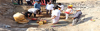 image.caption